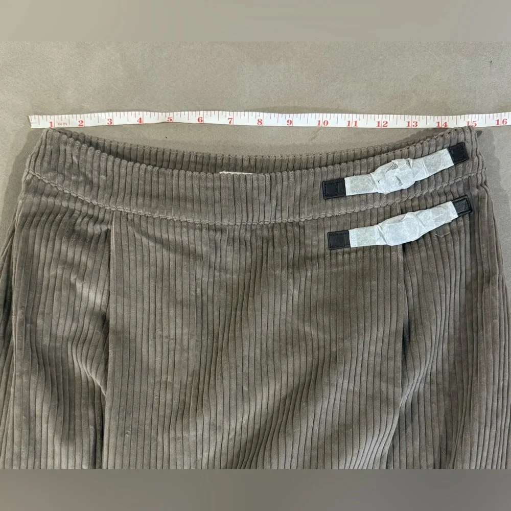 NWOT Boden Cinnamon Corduroy Skirt‎ with Side Buckle Detail Women's Size 6R